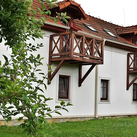 Palírna Pensión 3*